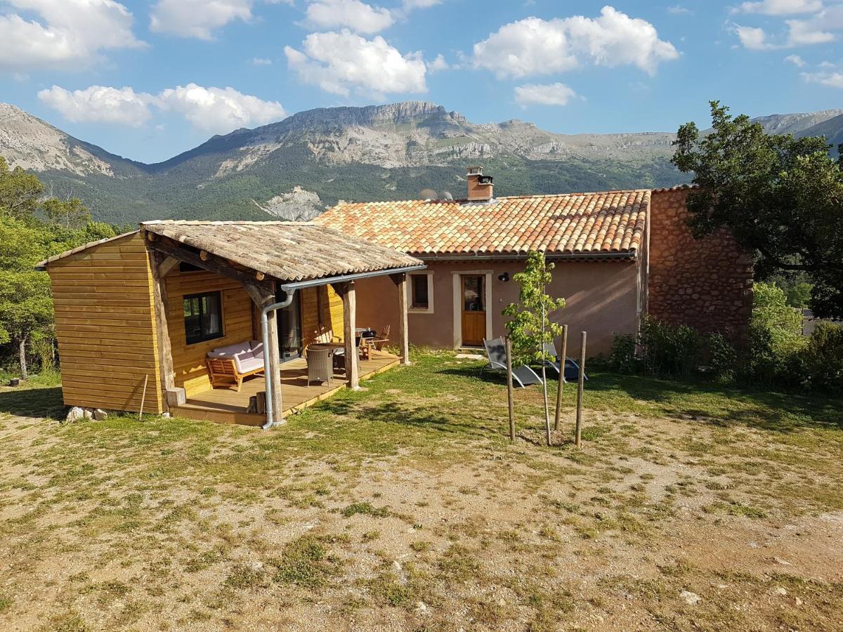 La Peyregoune, Logement En Pleine Nature Et Table D'Hotes Blieux Zewnętrze zdjęcie