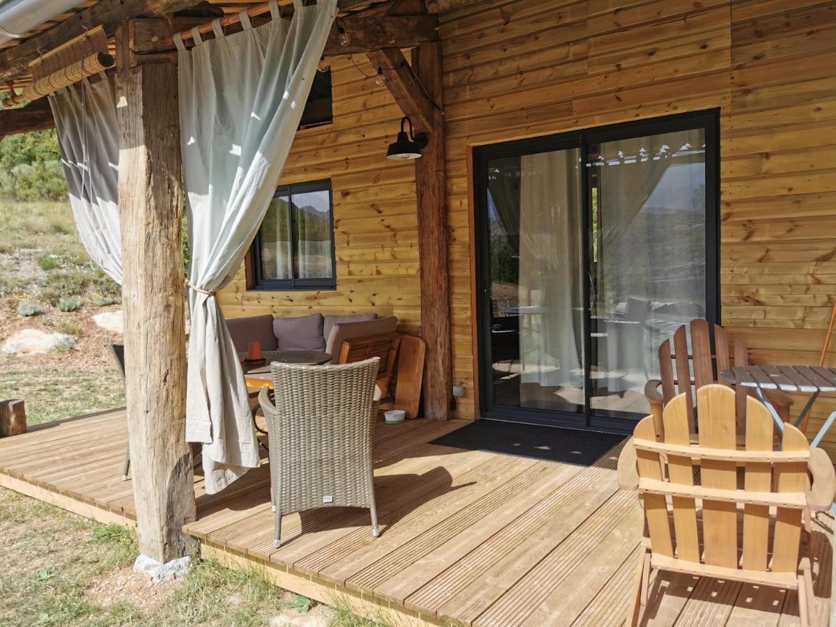 La Peyregoune, Logement En Pleine Nature Et Table D'Hotes Blieux Zewnętrze zdjęcie