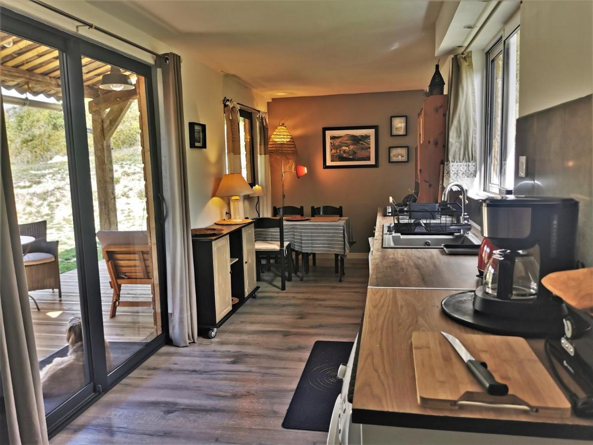 La Peyregoune, Logement En Pleine Nature Et Table D'Hotes Blieux Zewnętrze zdjęcie